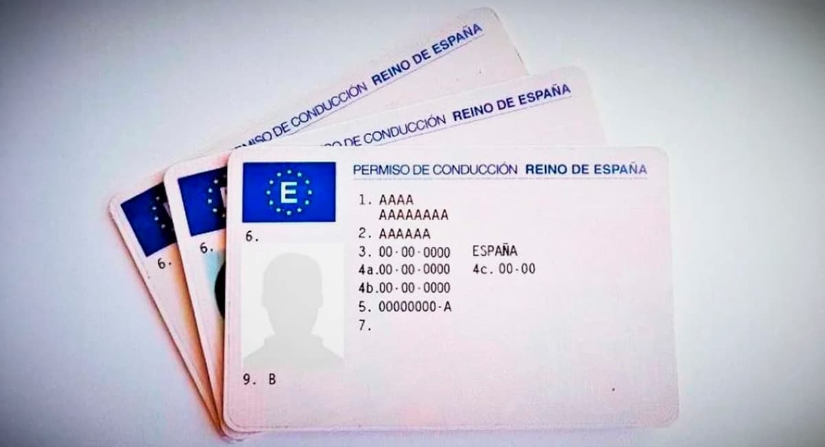 Spanish driving licence issued after exchanging a foreign one at the DGT